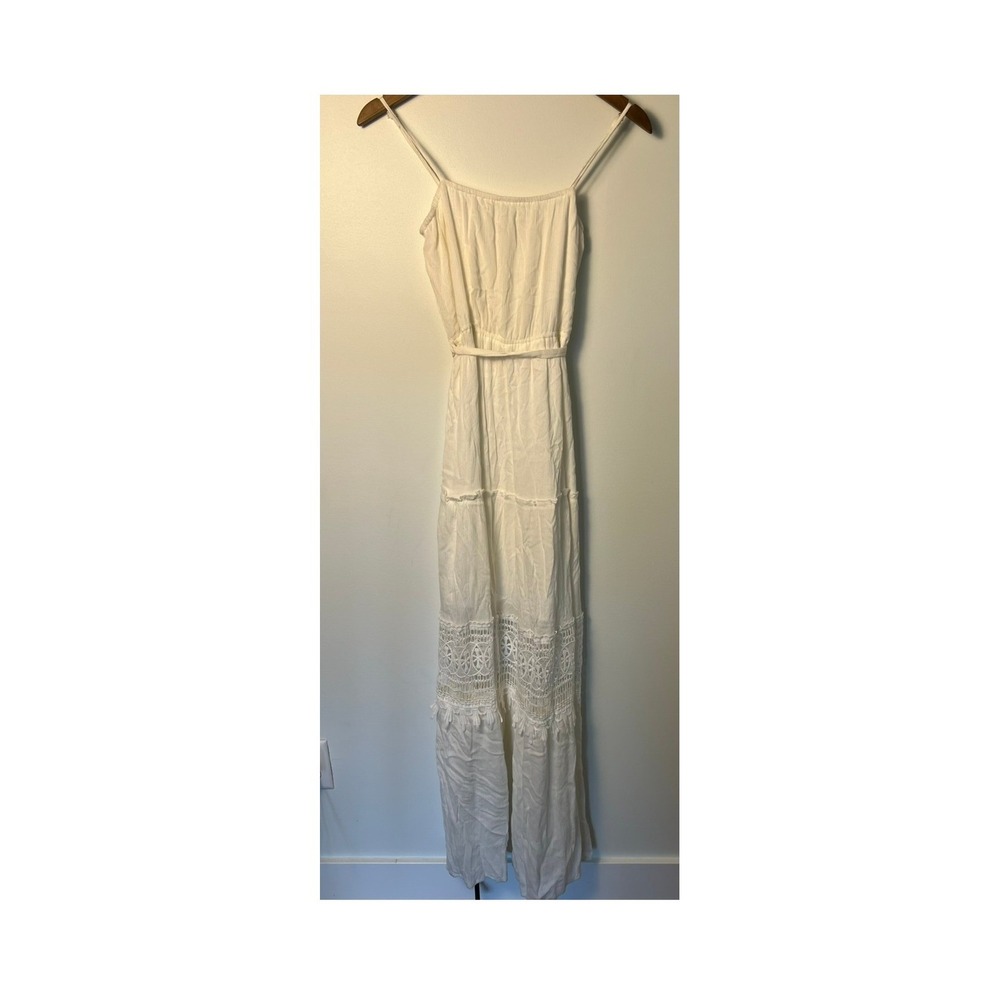 Fashion on Earth Maxi Dress Wm M White Crochet Lace Tiered Boho